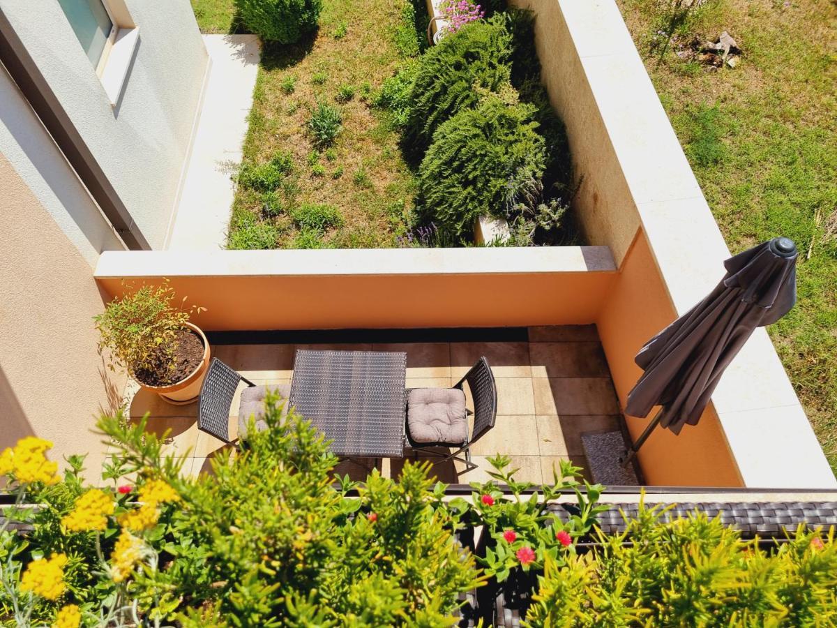 Gemelli Apartma